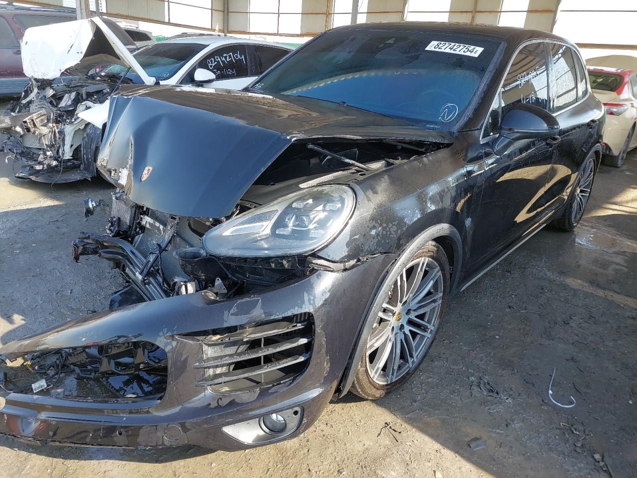 2015 PORSCHE CAYENNE 