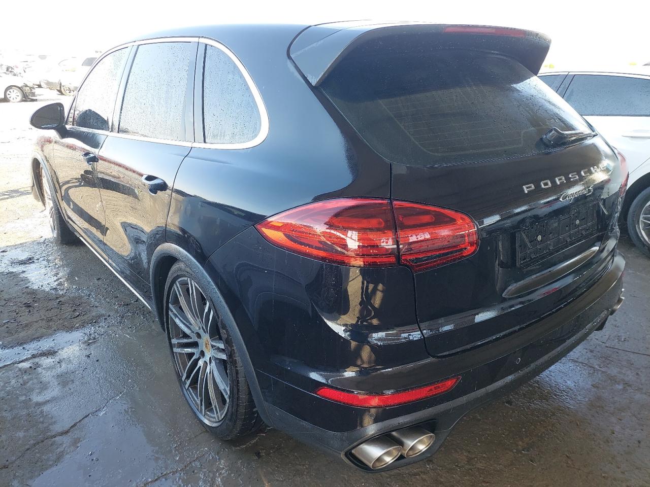 2015 PORSCHE CAYENNE 