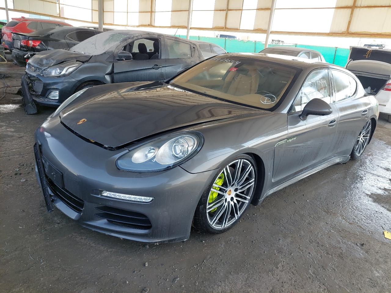 2015 PORSCHE PANAMERA