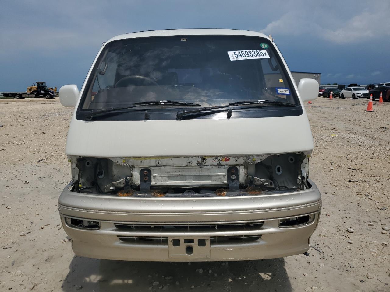 TOYOTA HIACE