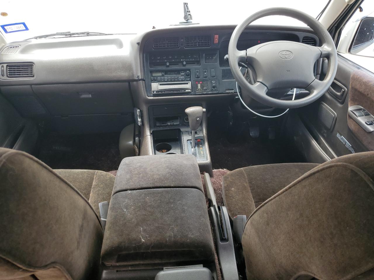 TOYOTA HIACE
