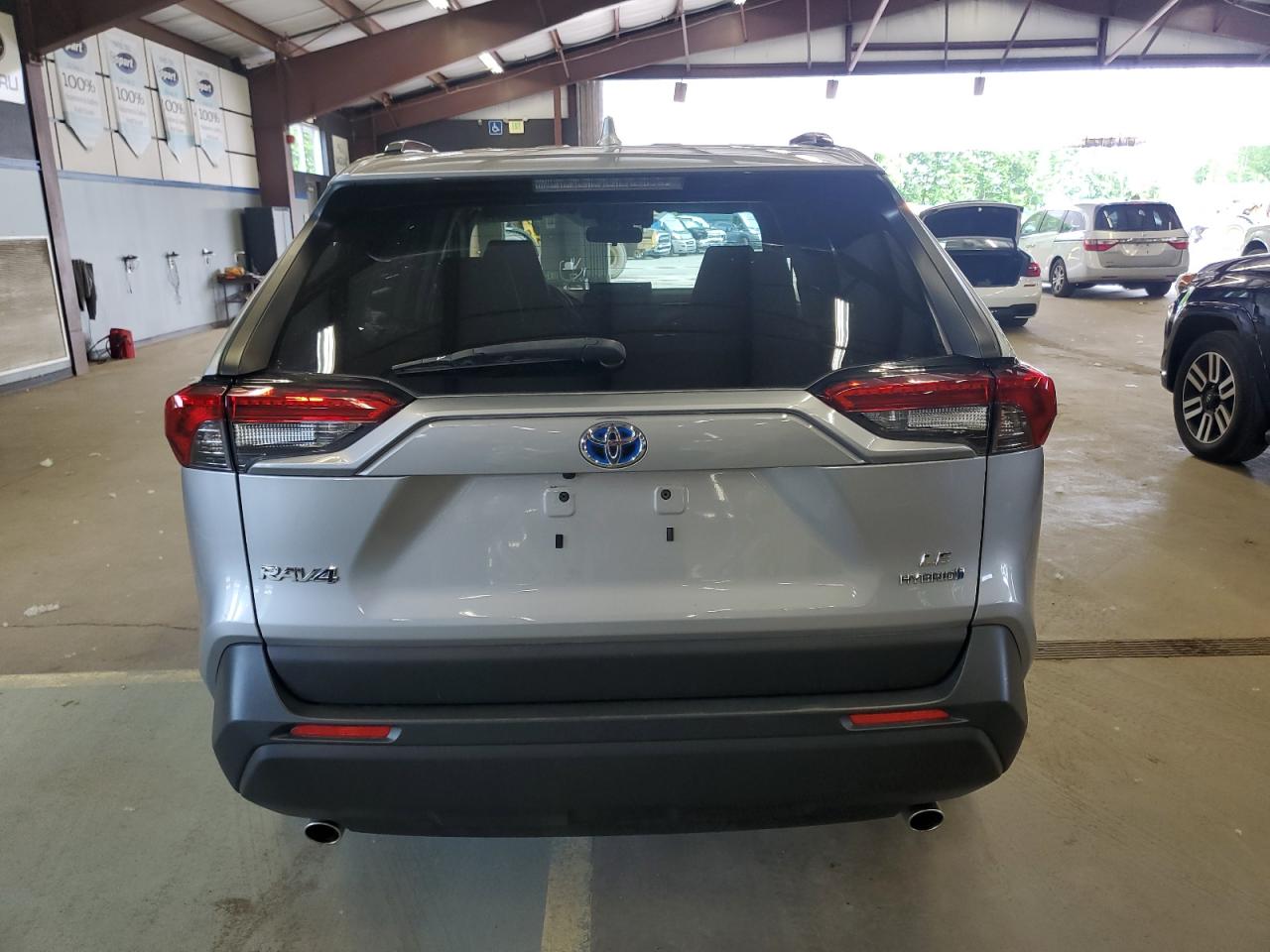 2019 TOYOTA RAV4 LE