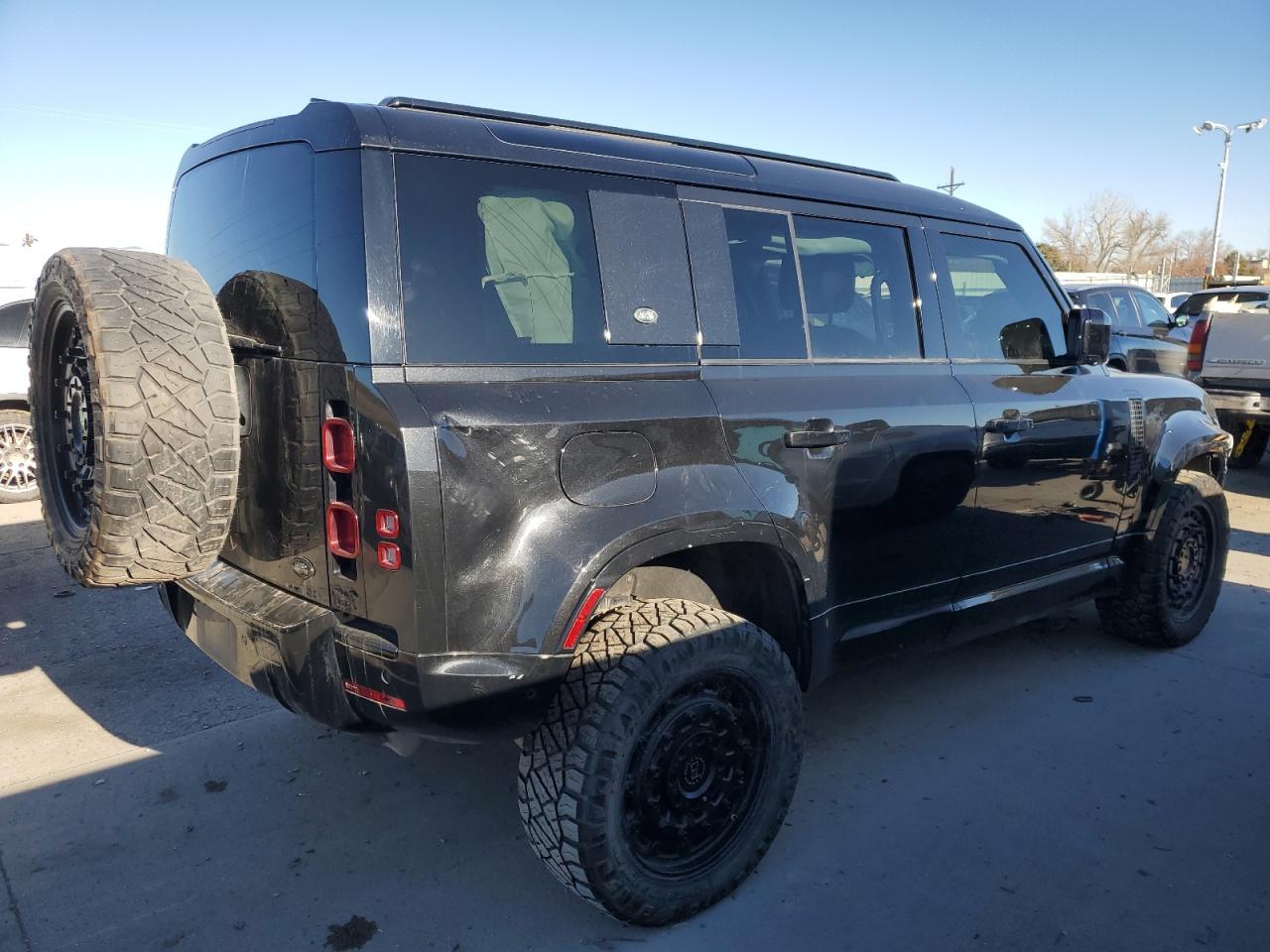 2020 LAND ROVER DEFENDER 110 SE