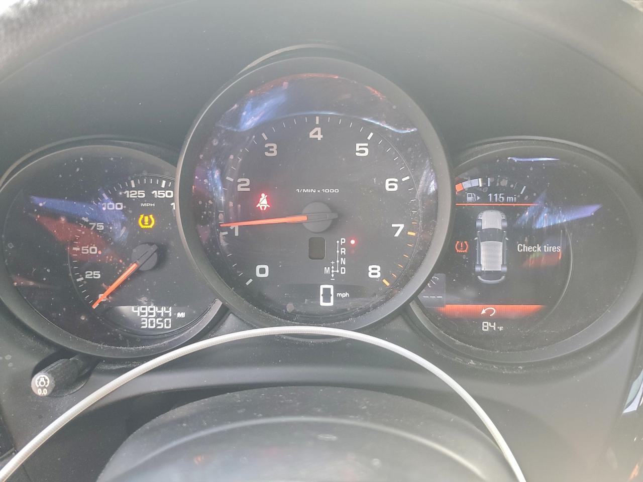 2019 PORSCHE MACAN